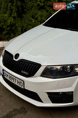 Універсал Skoda Octavia 2015 в  фото 4 Універсал Skoda Octavia 2015 в