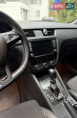 Універсал Skoda Octavia 2015 в  фото 21 Універсал Skoda Octavia 2015 в