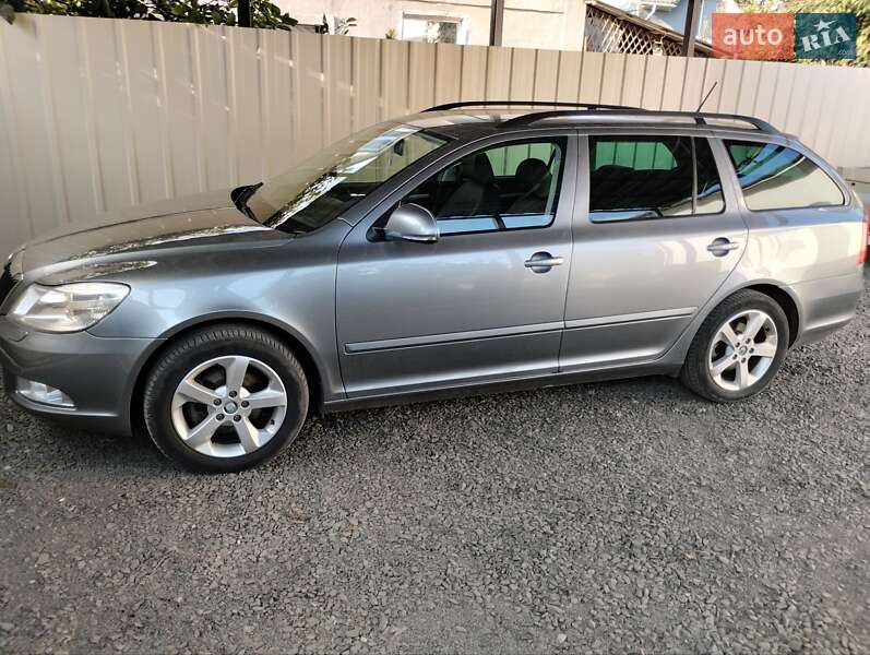 Универсал Skoda Octavia 2012 в Луцке фото 5 Универсал Skoda Octavia 2012 в Луцке