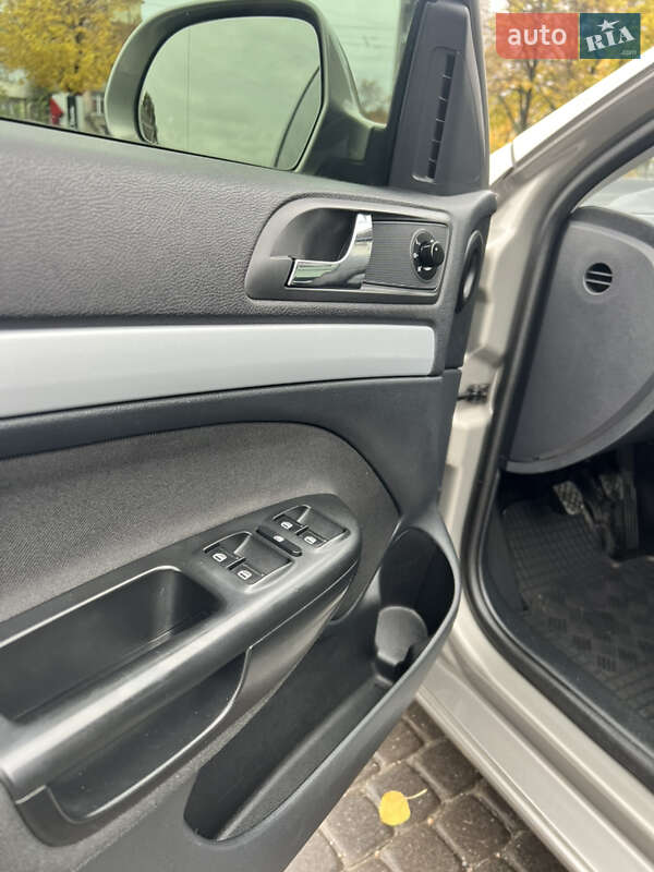 Лифтбек Skoda Octavia 2009 в Днепре фото 10 Лифтбек Skoda Octavia 2009 в Днепре