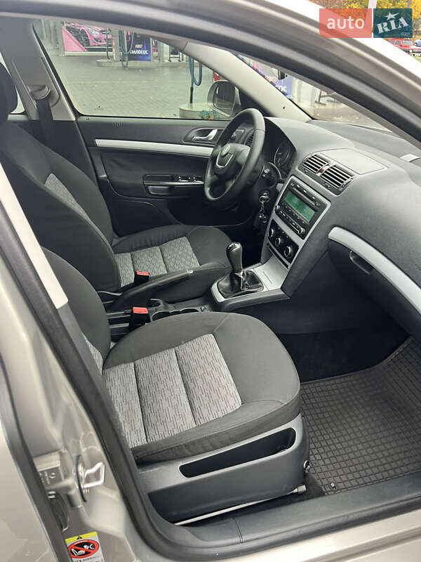 Лифтбек Skoda Octavia 2009 в Днепре фото 15 Лифтбек Skoda Octavia 2009 в Днепре