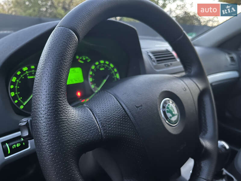 Лифтбек Skoda Octavia 2007 в Чернигове фото 18 Лифтбек Skoda Octavia 2007 в Чернигове