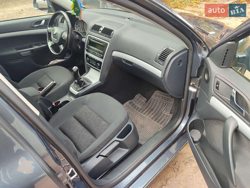 Лифтбек Skoda Octavia 2011 в Тульчине