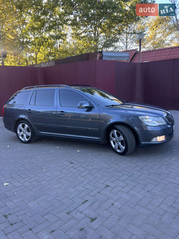 Универсал Skoda Octavia 2010 в Николаеве