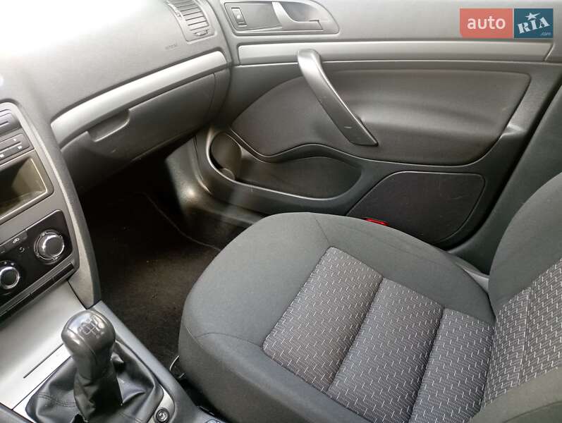 Универсал Skoda Octavia 2012 в Луцке фото 10 Универсал Skoda Octavia 2012 в Луцке