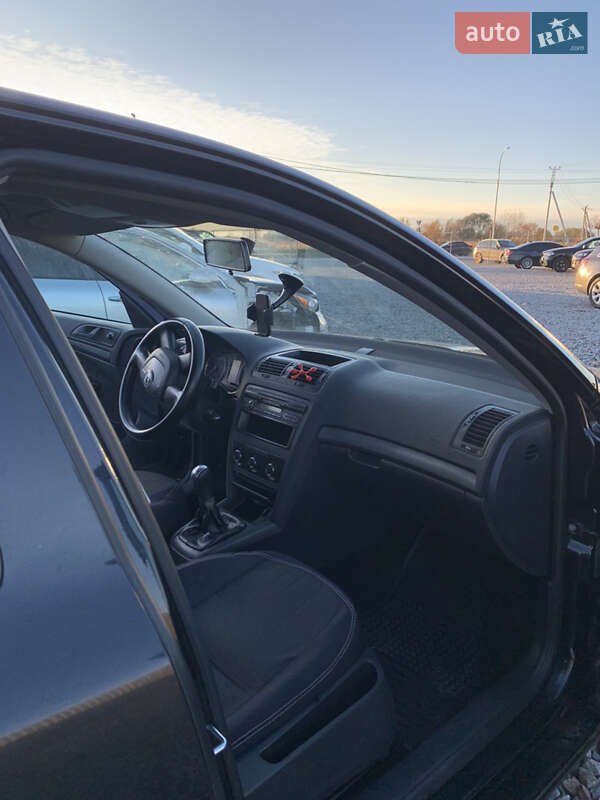 Универсал Skoda Octavia 2012 в Львове