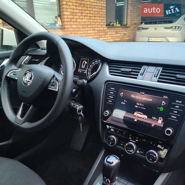 Универсал Skoda Octavia 2018 в Ровно