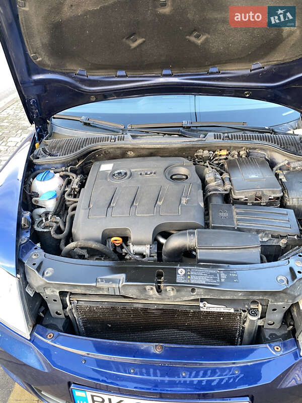 Универсал Skoda Octavia 2013 в Костополе