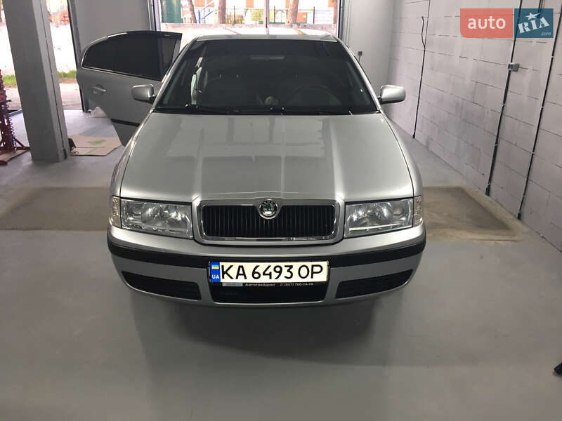 Лифтбек Skoda Octavia 2008 в Ирпене