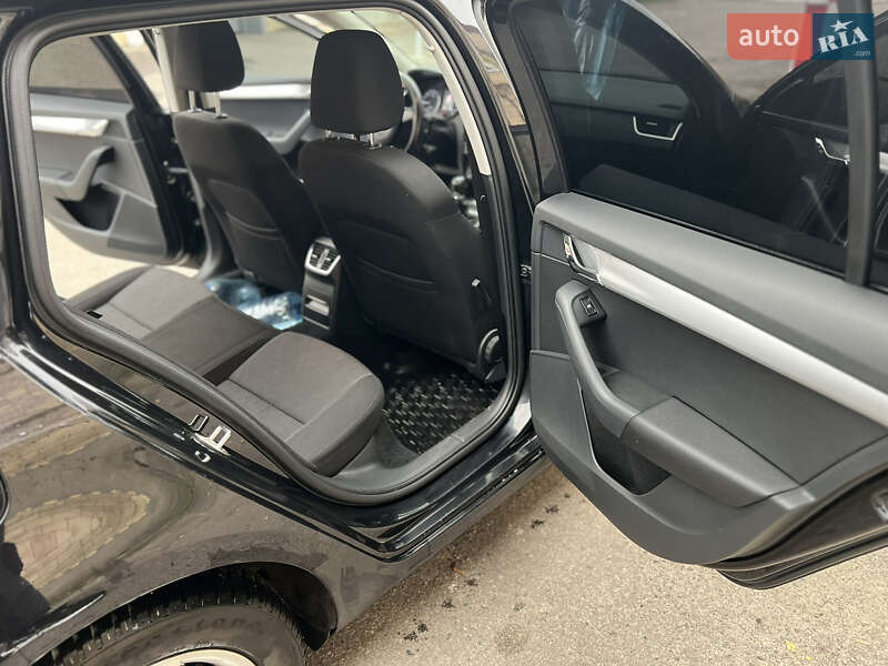 Универсал Skoda Octavia 2015 в Харькове