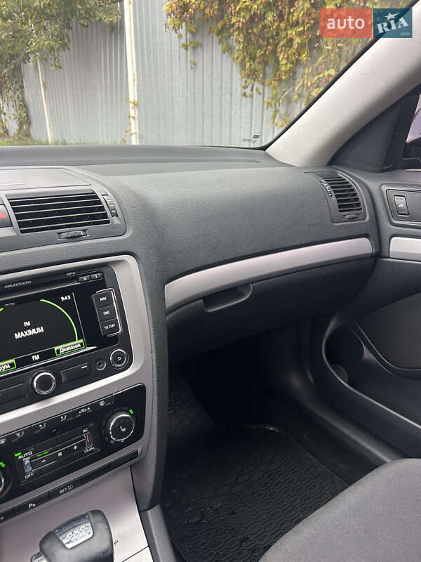 Универсал Skoda Octavia 2012 в Киеве фото 9 Универсал Skoda Octavia 2012 в Киеве