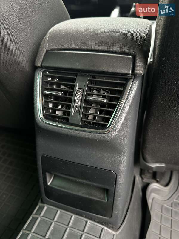 Універсал Skoda Octavia 2017 в Білогородці фото 24 Універсал Skoda Octavia 2017 в Білогородці