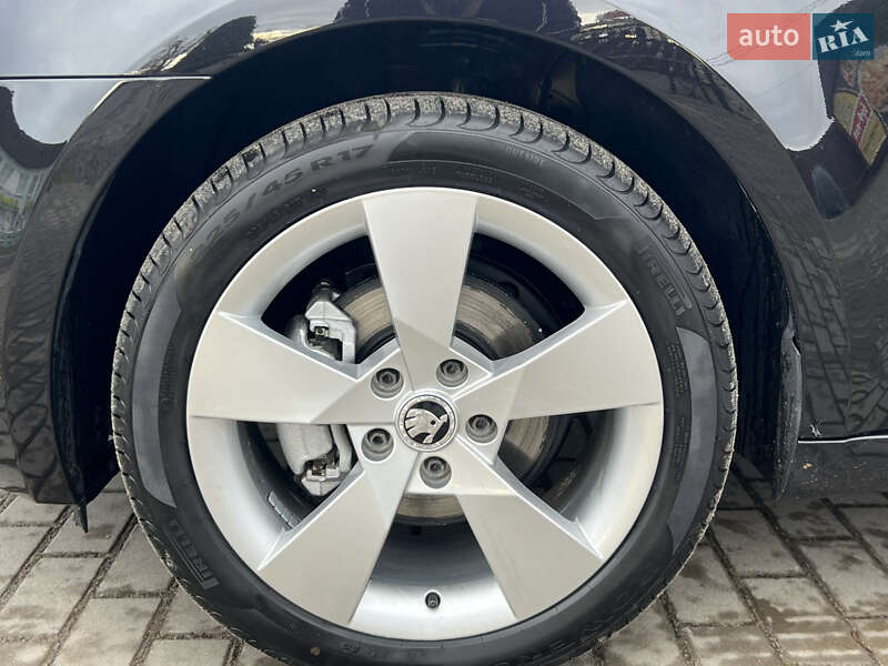 Универсал Skoda Octavia 2015 в Лопатине фото 11 Универсал Skoda Octavia 2015 в Лопатине