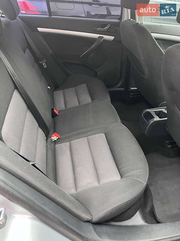 Лифтбек Skoda Octavia 2007 в Житомире