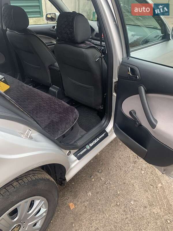 Лифтбек Skoda Octavia 2003 в Черкассах фото 10 Лифтбек Skoda Octavia 2003 в Черкассах