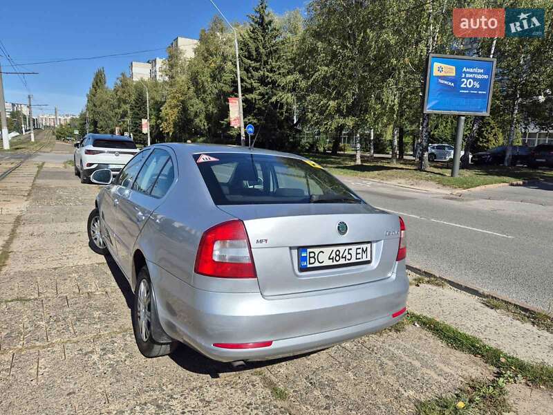 Лифтбек Skoda Octavia 2010 в Львове фото 4 Лифтбек Skoda Octavia 2010 в Львове