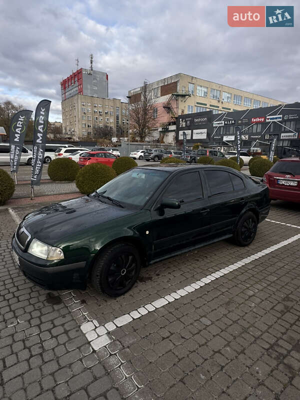 Лифтбек Skoda Octavia 2001 в Львове