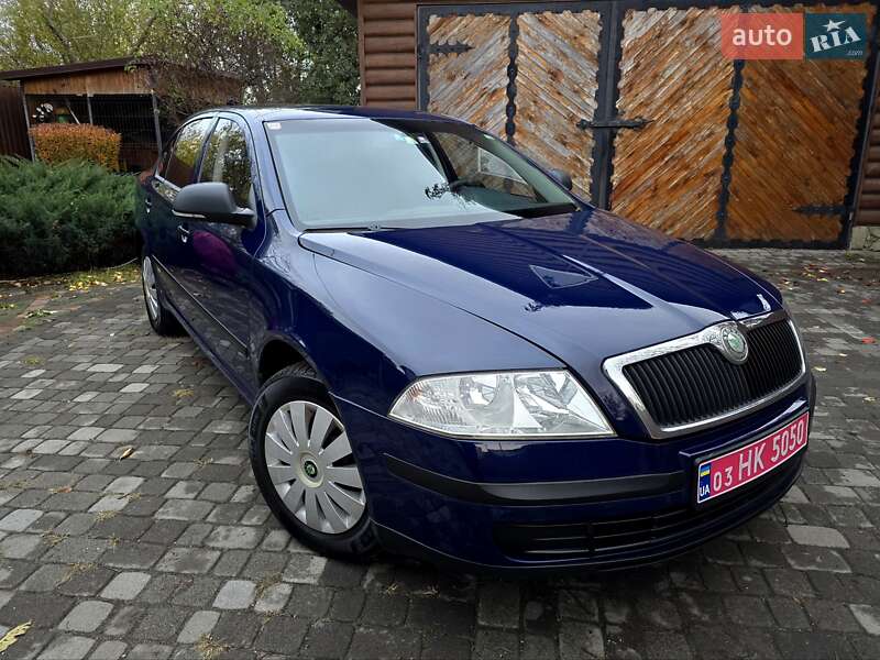 Лифтбек Skoda Octavia 2012 в Полтаве фото 2 Лифтбек Skoda Octavia 2012 в Полтаве