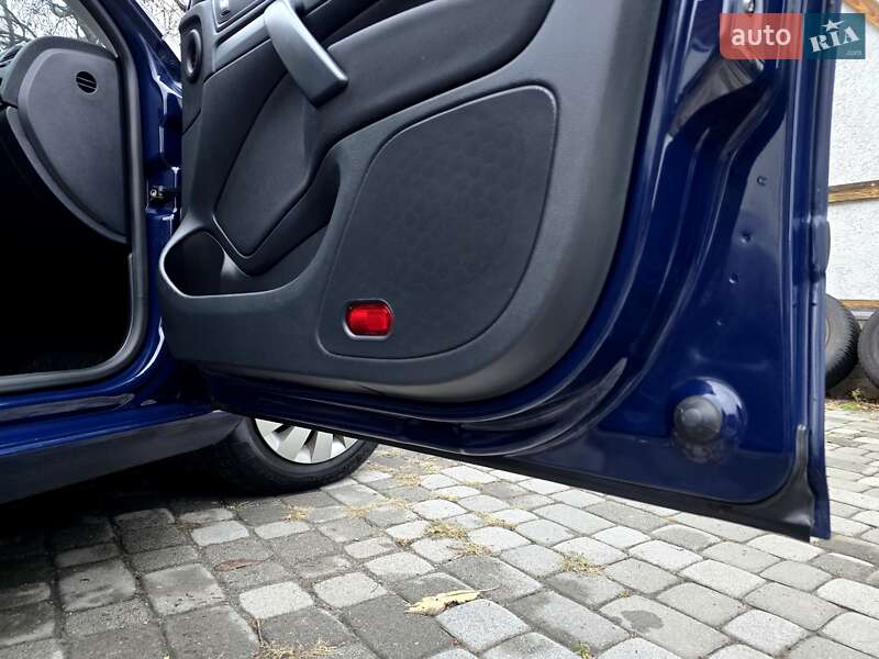 Лифтбек Skoda Octavia 2012 в Полтаве фото 47 Лифтбек Skoda Octavia 2012 в Полтаве