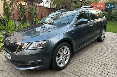 Универсал Skoda Octavia 2018 в Ужгороде