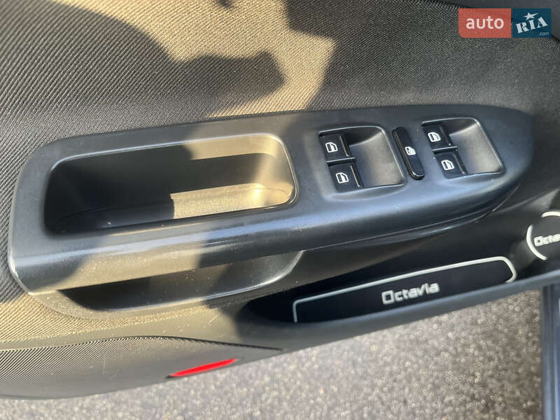 Лифтбек Skoda Octavia 2012 в Нежине