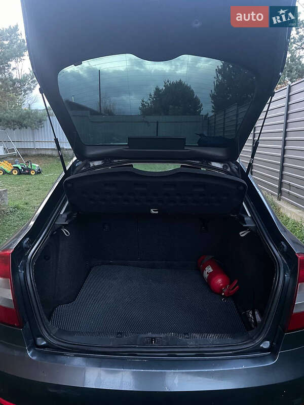 Лифтбек Skoda Octavia 2011 в Киеве фото 11 Лифтбек Skoda Octavia 2011 в Киеве