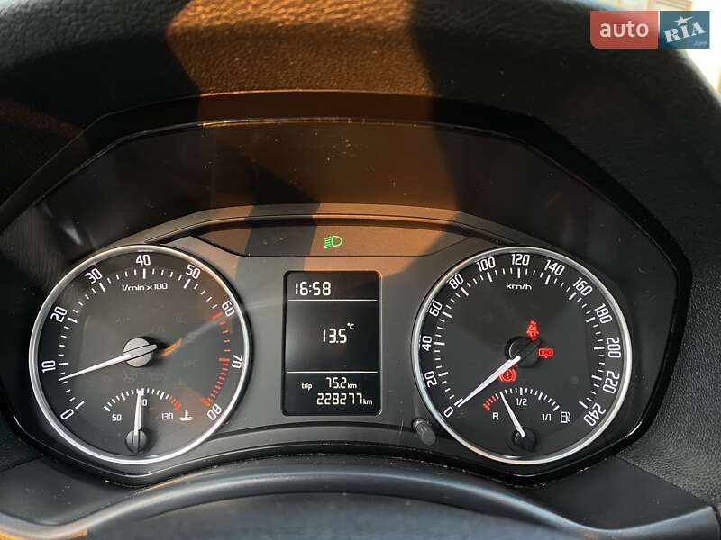 Универсал Skoda Octavia 2010 в Мукачево фото 43 Универсал Skoda Octavia 2010 в Мукачево