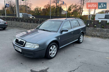 Универсал Skoda Octavia 2004 в Виннице