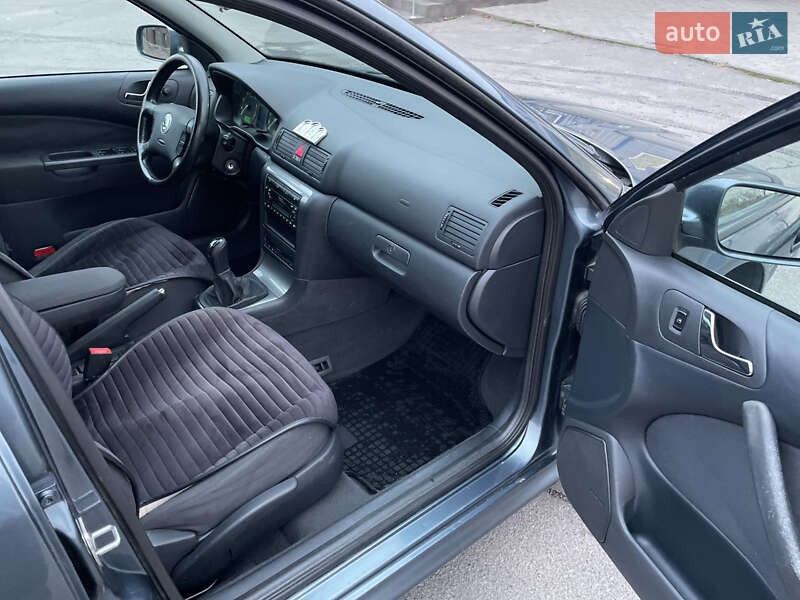 Универсал Skoda Octavia 2004 в Виннице