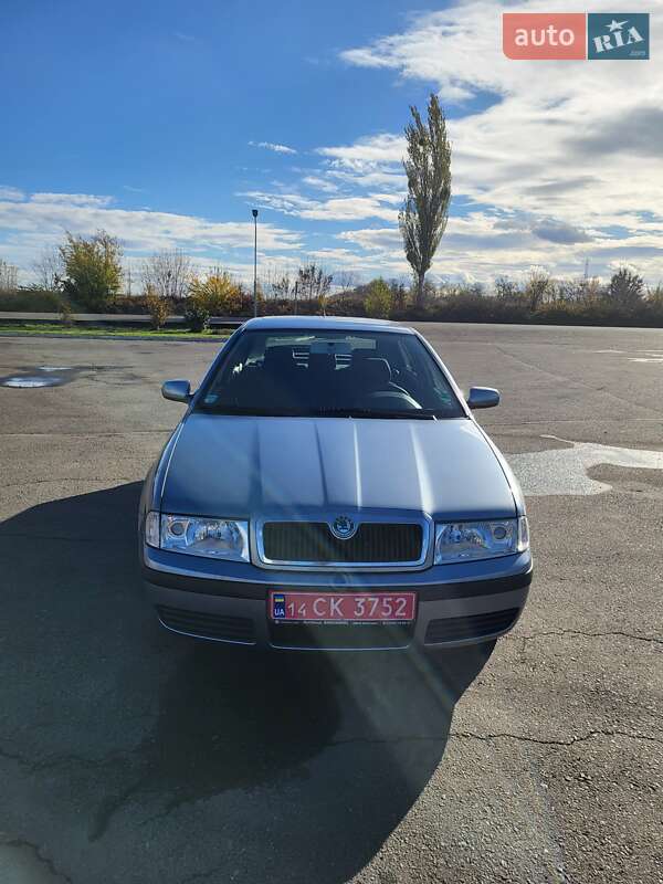 Лифтбек Skoda Octavia 2004 в Новоархангельске