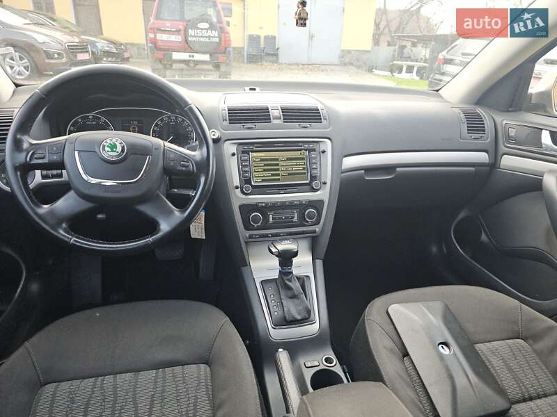 Универсал Skoda Octavia 2012 в Стрые