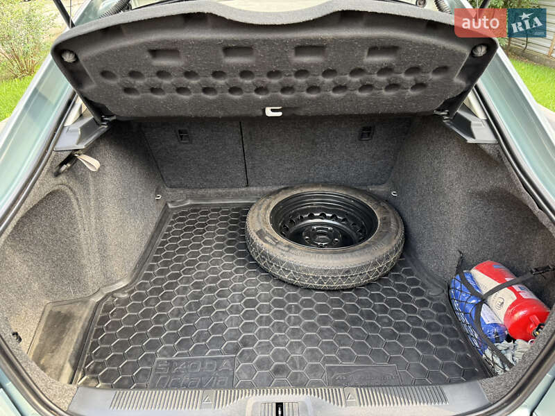 Лифтбек Skoda Octavia 2011 в Киеве фото 11 Лифтбек Skoda Octavia 2011 в Киеве