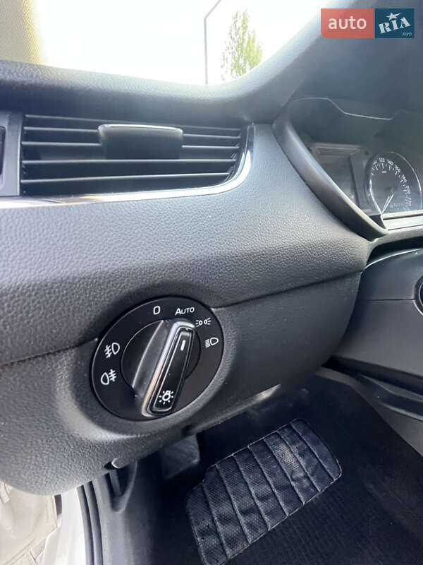 Лифтбек Skoda Octavia 2014 в Сельцо