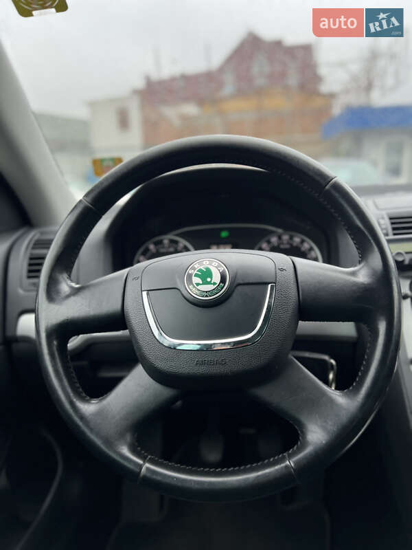 Универсал Skoda Octavia 2009 в Староконстантинове фото 13 Универсал Skoda Octavia 2009 в Староконстантинове