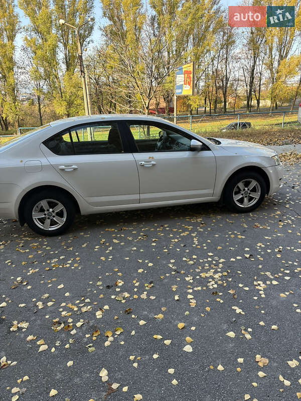 Лифтбек Skoda Octavia 2013 в Харькове фото 7 Лифтбек Skoda Octavia 2013 в Харькове