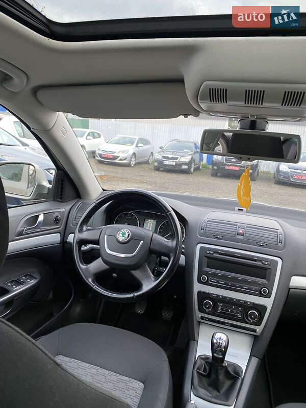 Универсал Skoda Octavia 2010 в Луцке фото 13 Универсал Skoda Octavia 2010 в Луцке