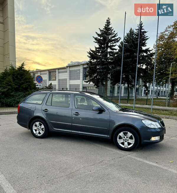 Универсал Skoda Octavia 2010 в Запорожье фото 6 Универсал Skoda Octavia 2010 в Запорожье