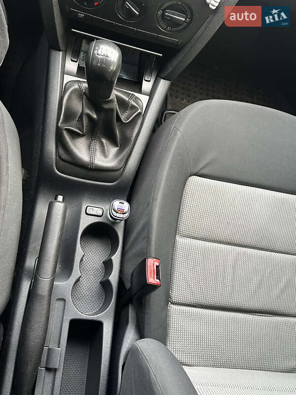 Ліфтбек Skoda Octavia 2004 в Чернігові фото 12 Ліфтбек Skoda Octavia 2004 в Чернігові