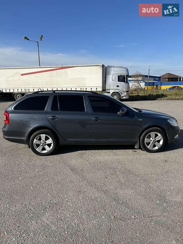 Универсал Skoda Octavia 2011 в Житомире фото 6 Универсал Skoda Octavia 2011 в Житомире