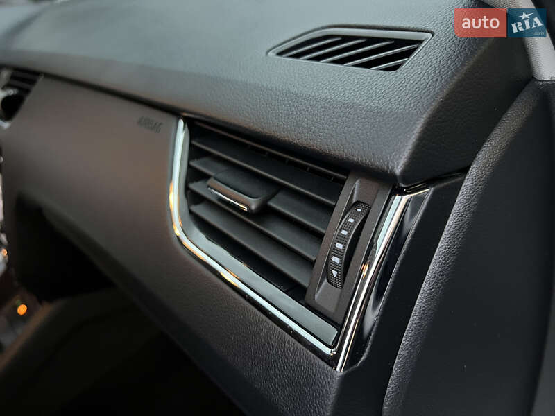 Универсал Skoda Octavia 2019 в Дрогобыче