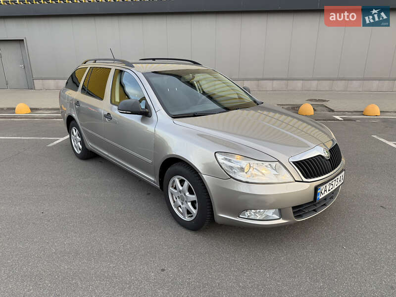 Универсал Skoda Octavia 2010 в Киеве фото 2 Универсал Skoda Octavia 2010 в Киеве