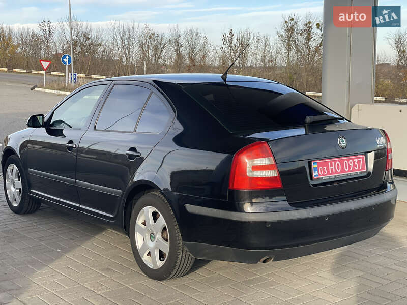 Лифтбек Skoda Octavia 2006 в Корсуне-Шевченковском