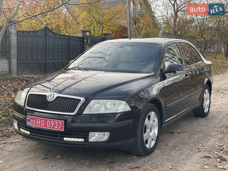 Лифтбек Skoda Octavia 2006 в Корсуне-Шевченковском