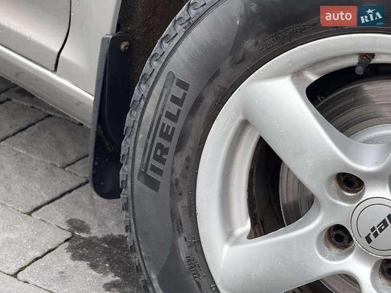 Лифтбек Skoda Octavia 2009 в Хусте фото 17 Лифтбек Skoda Octavia 2009 в Хусте