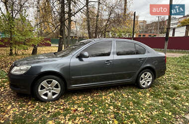 Ліфтбек Skoda Octavia 2012 в Мені