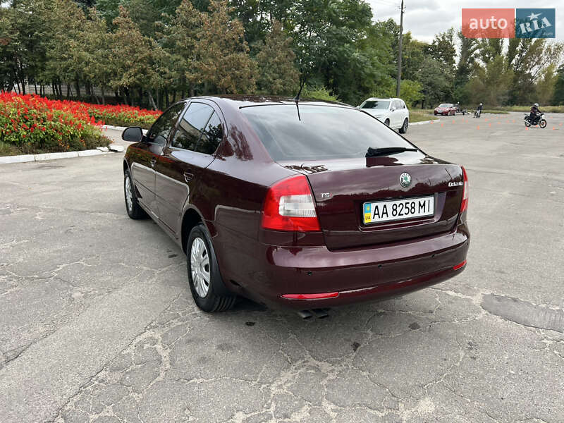 Лифтбек Skoda Octavia 2012 в Киеве