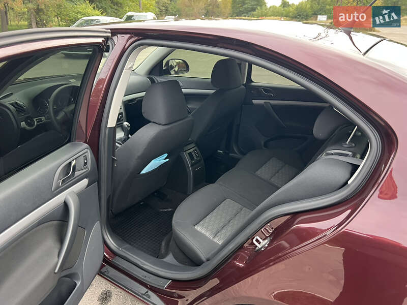 Лифтбек Skoda Octavia 2012 в Киеве