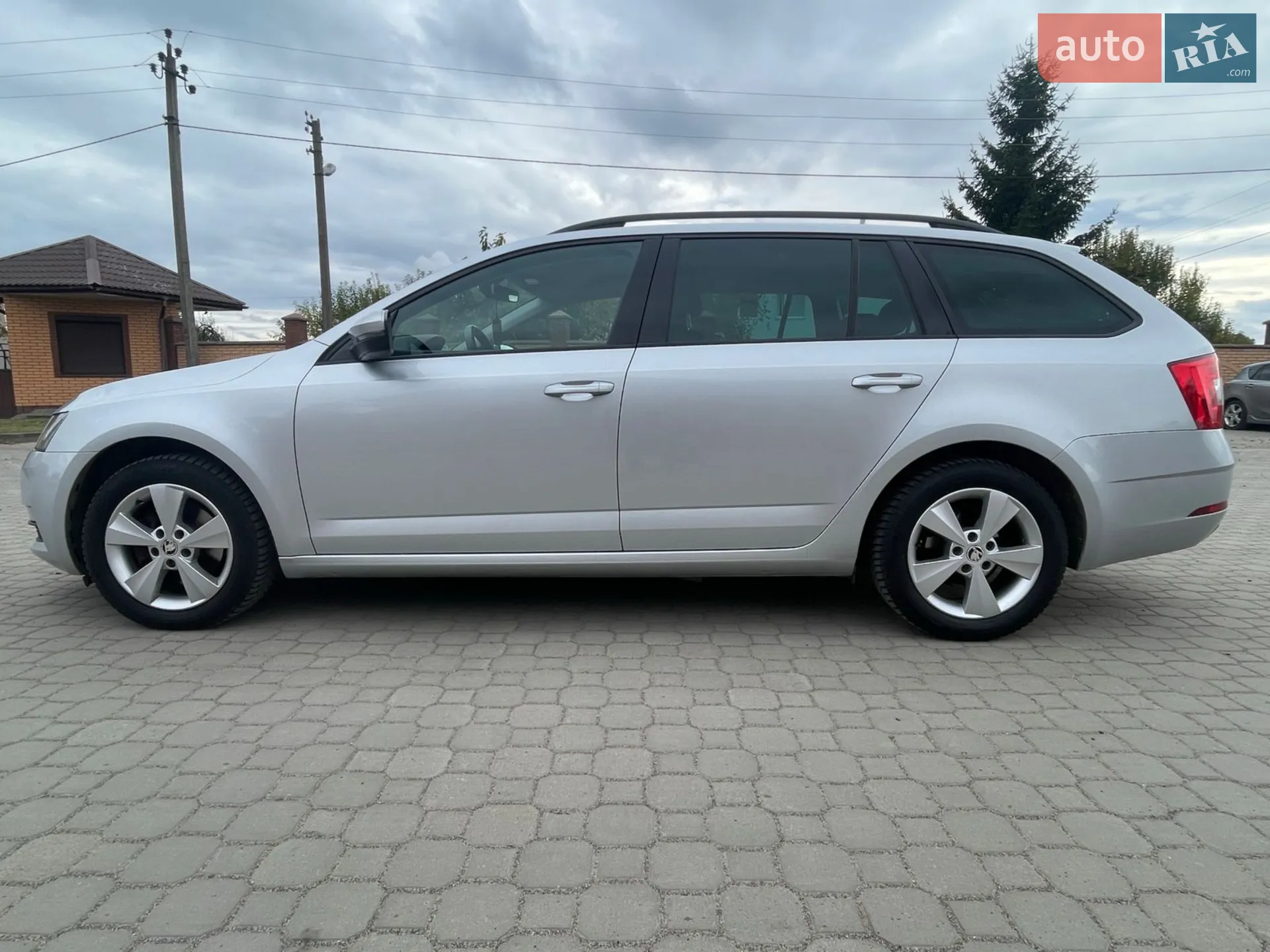 2019 Skoda Octavia - мініатюра 8