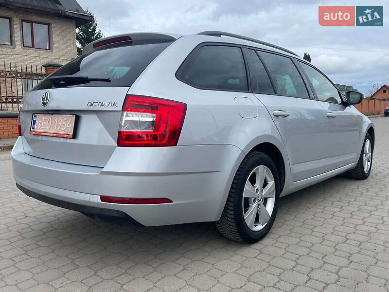 Универсал Skoda Octavia 2019 в Луцке фото 6 Универсал Skoda Octavia 2019 в Луцке