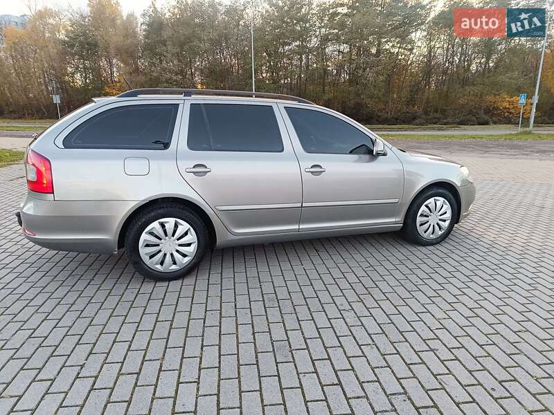 Универсал Skoda Octavia 2010 в Львове фото 10 Универсал Skoda Octavia 2010 в Львове